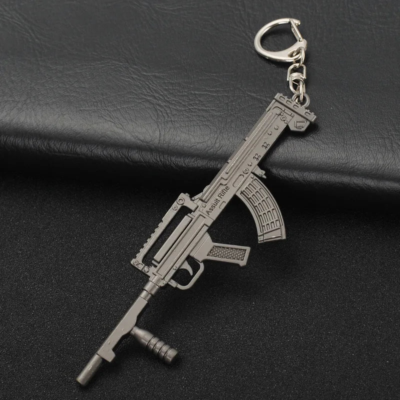 PUBG Keychain Survival Gun Helmet Shape Key Chain Fashion FPS CS Game Keyring Car Bag Pendant Gifts for Men Boyfriend Brothers