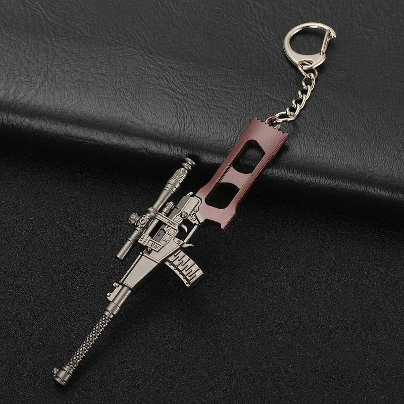 PUBG Keychain Survival Gun Helmet Shape Key Chain Fashion FPS CS Game Keyring Car Bag Pendant Gifts for Men Boyfriend Brothers